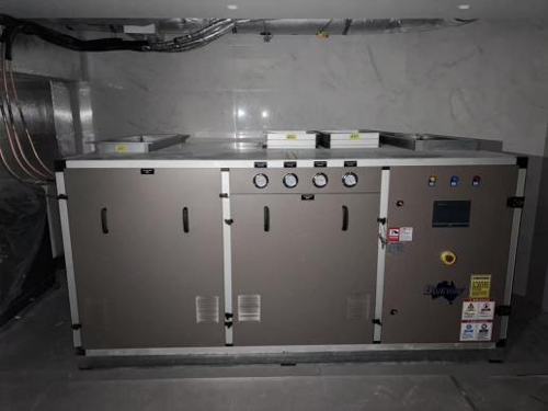 Prečo sa odnímateľný krytý bazén Blueway perfektne hodí k luxusným vilám pri jazere Songshan?